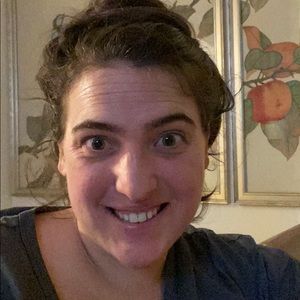 Meet your Posher, Laura